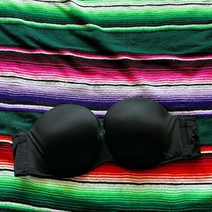 Strapless push up bra 44B